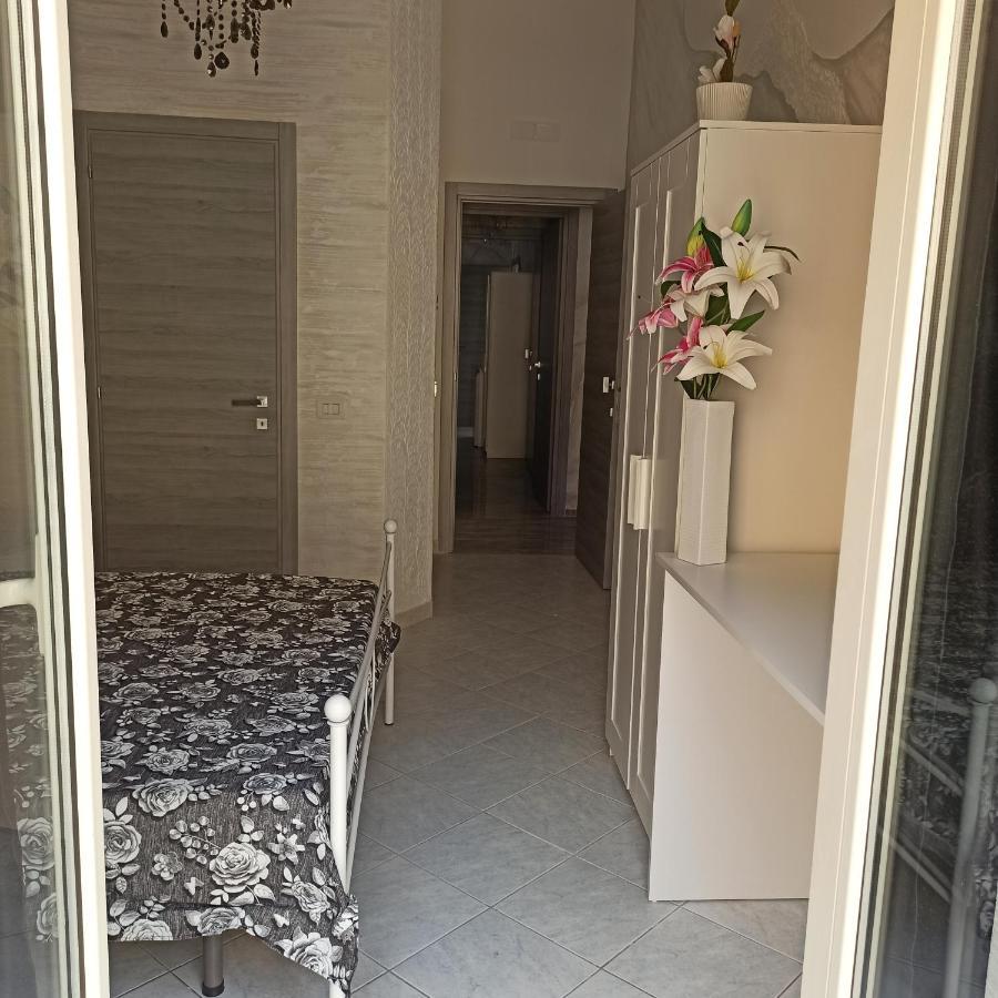 In The Center Rooms Naples Luaran gambar