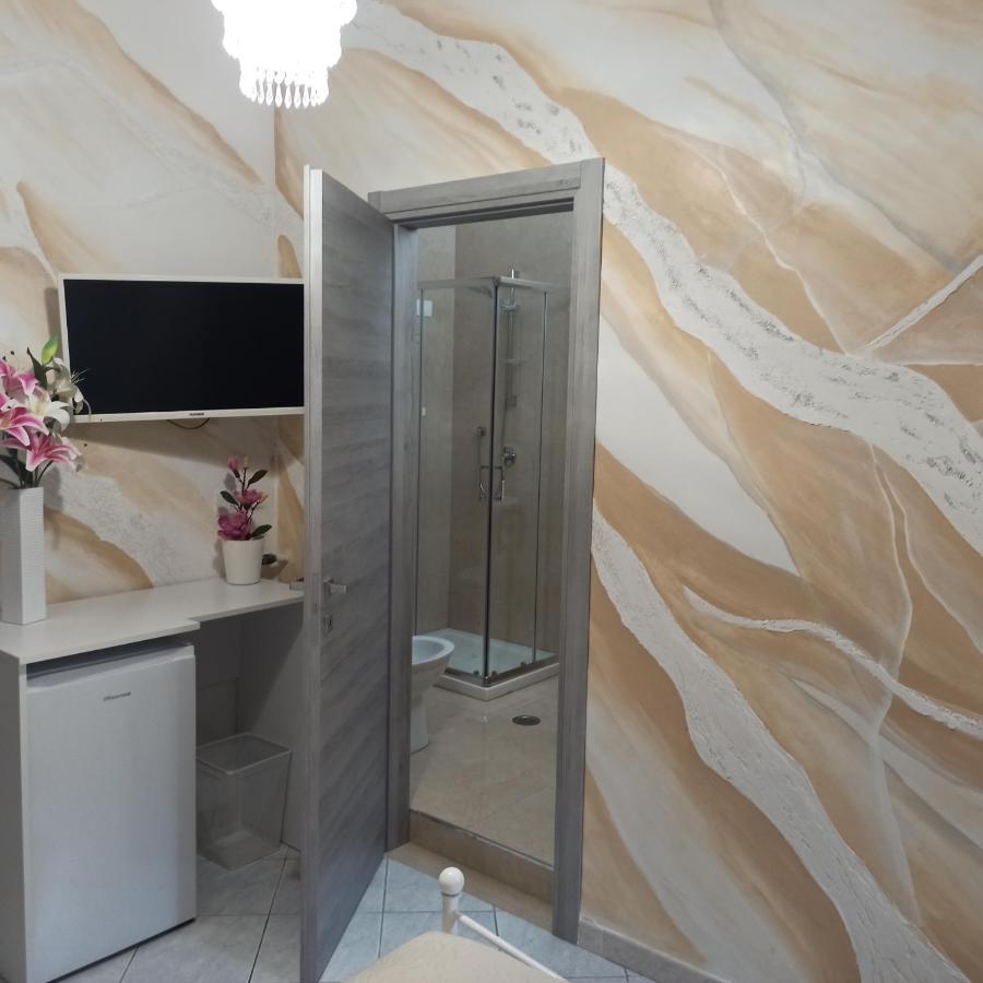 In The Center Rooms Naples Luaran gambar